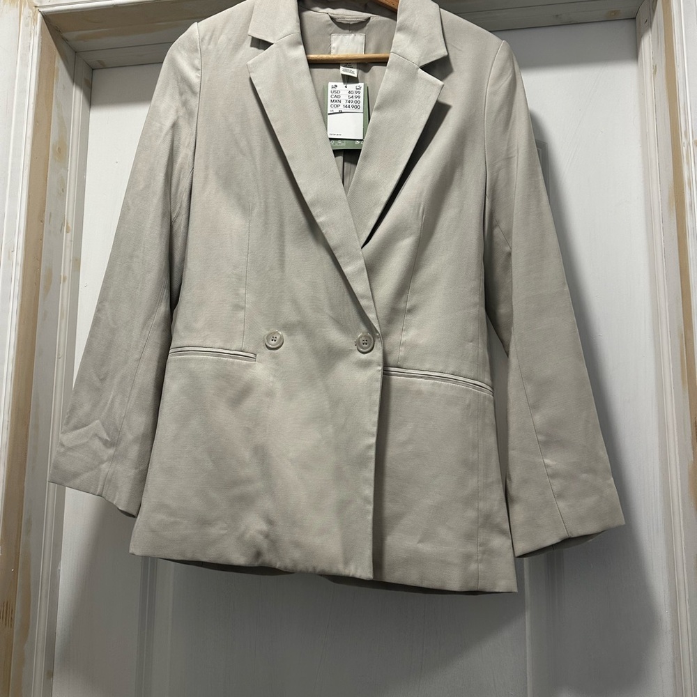 Women's Cream Blazer